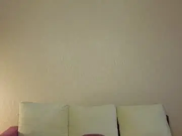 tashinapetitto from chaturbate