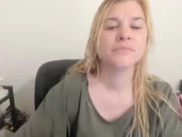Chaturbate Private Sex Chat of artsyandcraftsy_
