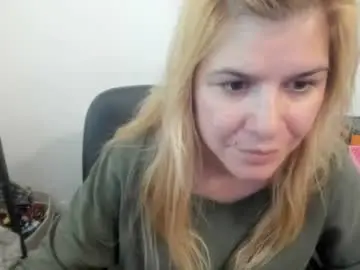 Chaturbate Adult Webcams of artsyandcraftsy_