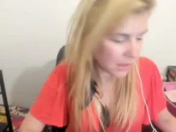 Chaturbate Sex Chat of artsyandcraftsy_