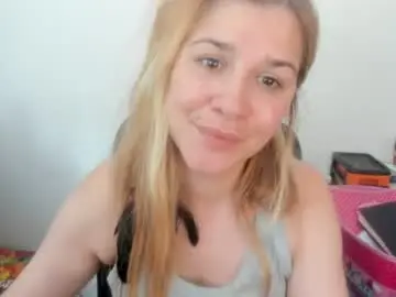 Chaturbate Best live sex cam show of artsyandcraftsy_