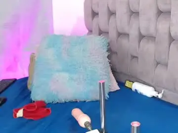 Chaturbate Live Sex Cam of andrea_bigtits69