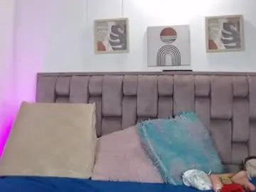 Chaturbate Nude Webcam of andrea_bigtits69