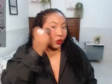 Chaturbate Free Porn Cam of caroldelatorre