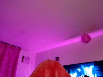 Chaturbate Live Sex Cam of barbie20_
