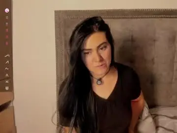 Chaturbate Live Sex Cam of kristalina5