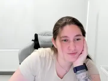 ravenncloud from chaturbate