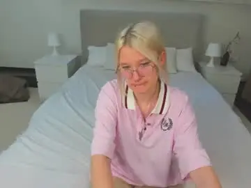 Chaturbate Live Porn of nika_sm