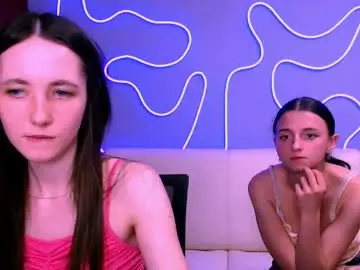 Chaturbate Free Porn Cam of caroline_honeyy