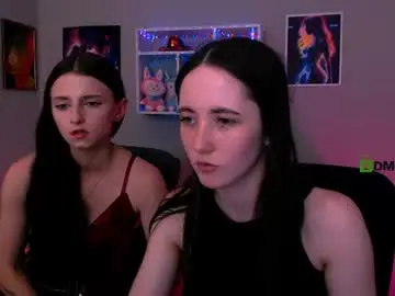 Chaturbate Sex Cam of caroline_honeyy