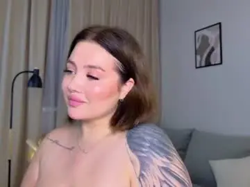 kylie_lips from chaturbate