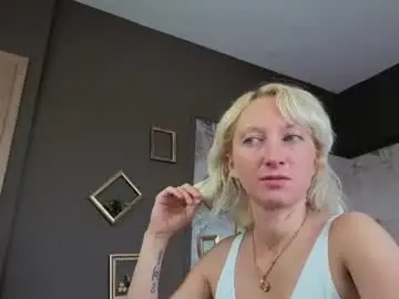 natalie_bitton from chaturbate