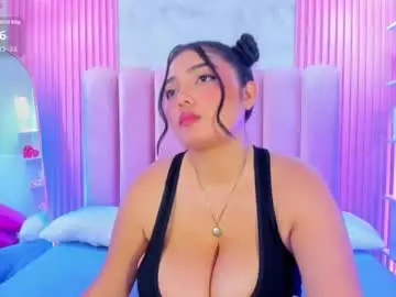 arianarougee from chaturbate