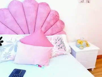 Chaturbate Live Sex of mila_adamss
