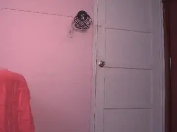 Chaturbate Live Sex of yahaira_26