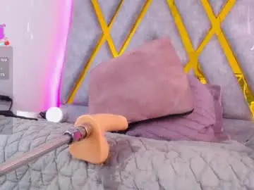 Chaturbate Best live sex cam show of amara_davis1