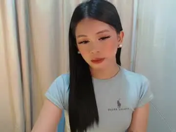 Chaturbate Live Sex Cam of mia_slut18