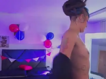 Chaturbate Adult Video Chat of _sharlotte777
