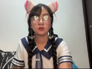 Chaturbate Best live sex cam show of emilady_888