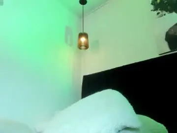 dolly_zoe from chaturbate