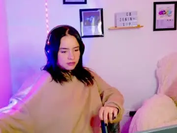 Chaturbate Best live sex cam show of emily_lindey_