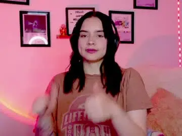 Chaturbate Nude Webcam of emily_lindey_