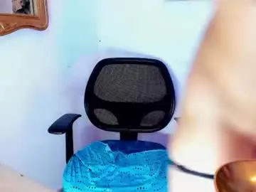 Chaturbate Nude Webcam of valka_green__