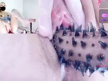 Chaturbate Watch Live Sex Cams of taste_my_strawberry