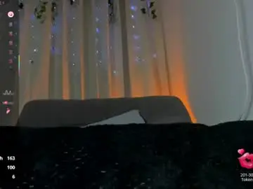 Chaturbate Watch Live Sex Cams of adelinaconte1
