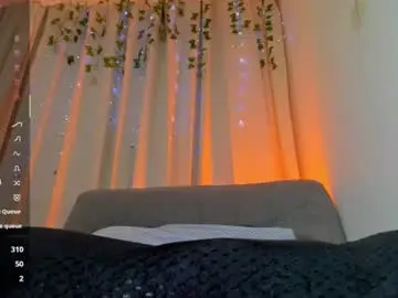 Chaturbate Live Sex Cam of adelinaconte1