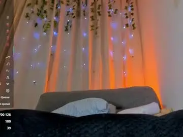 Chaturbate Live Sex Cam of adelinaconte1