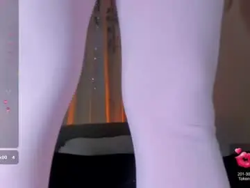 Chaturbate Free Porn Cam of adelinaconte1