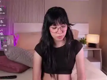 Chaturbate Live Sex Cam of aprilqueenie