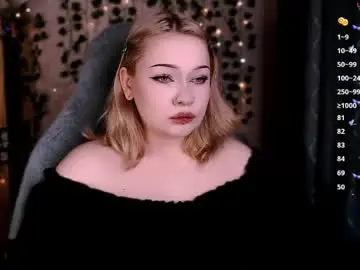 Chaturbate Live Sex Cam of madeintheabyss
