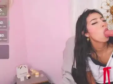 Chaturbate Watch Live Sex Cams of jenner_mills
