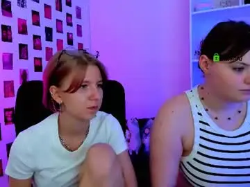 Chaturbate Live Sex Cam of nikol_kitt