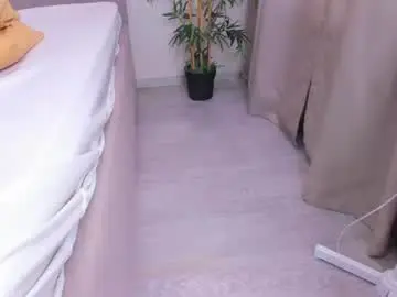 Chaturbate Nude Webcam of camilla_kelly