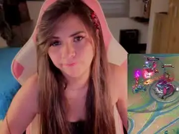 Chaturbate Live Sex Cam of madeleine_shinobi