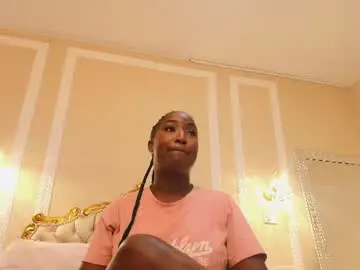 Chaturbate Live Sex Cam of paulinekosh
