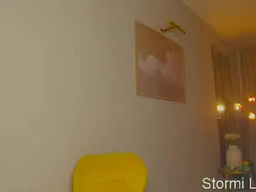 stormi_light from chaturbate