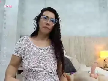 Chaturbate Free Porn Cam of victoria_pachon