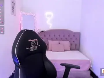 Chaturbate Watch Live Sex Cams of jenner_tay
