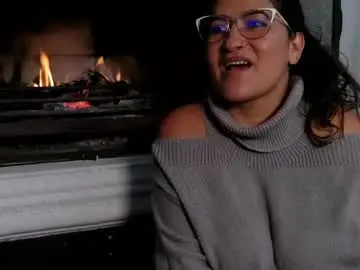 Chaturbate Free Porn Cam of deesseluxure_