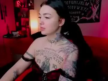 Chaturbate Nude Webcam of magic_alie