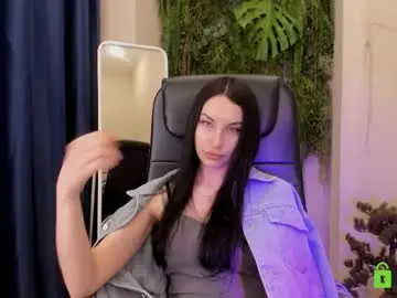 Chaturbate Watch Live Sex Cams of milana_miln