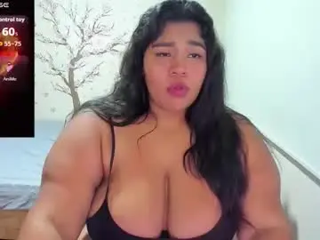 nayara_hinny from chaturbate