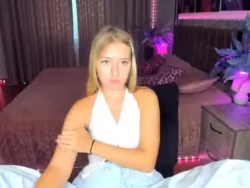 Chaturbate Adult Video Chat of rosarising