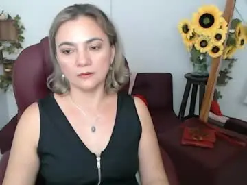 Chaturbate Adult Webcam of lilly_milf