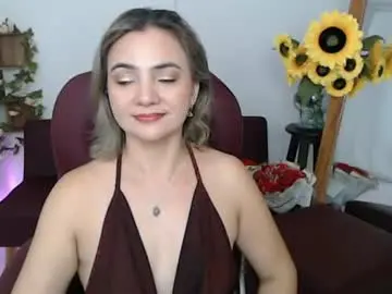 Chaturbate Sex Cam of lilly_milf