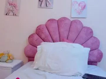Chaturbate Adult Video Chat of milaaadams